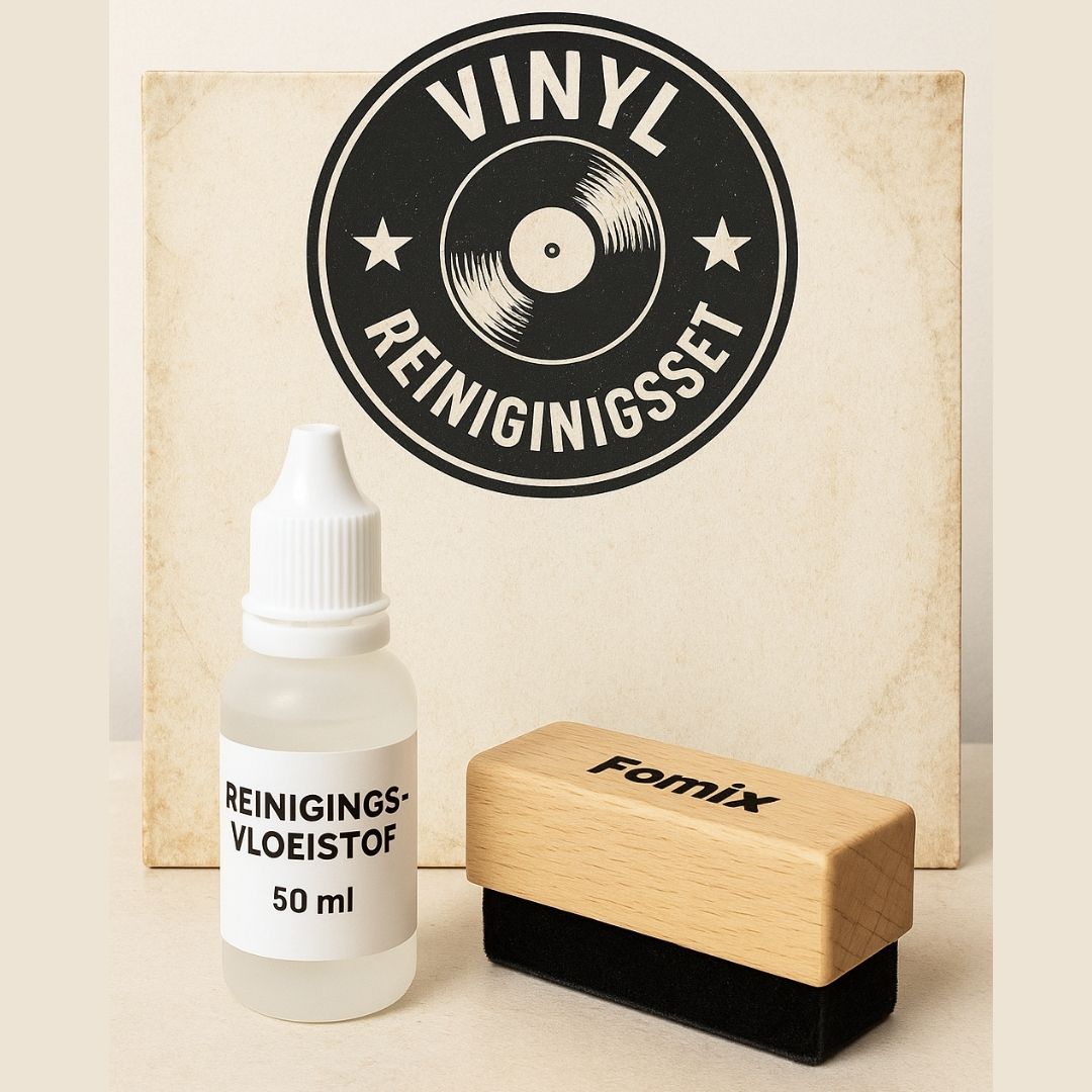 Complete platen reinigingskit met 50 ml vloeistof en houten fluweelborstel – ideaal voor het onderhouden van je vinylcollectie.