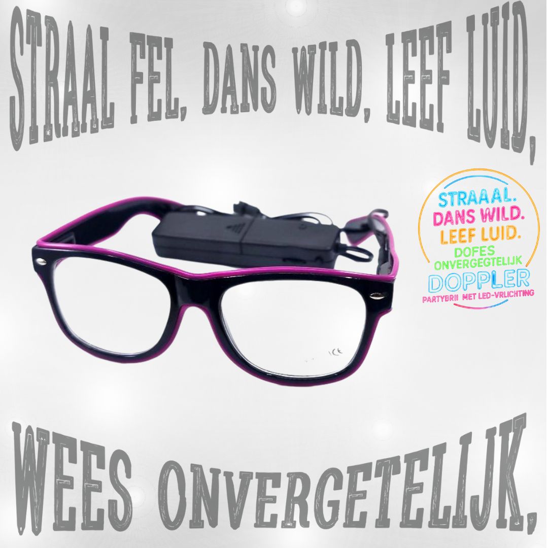 Jonge man met groene LED Doppler feestbril klaar voor Koningsdag – perfect voor festivals, feesten en opvallende looks.